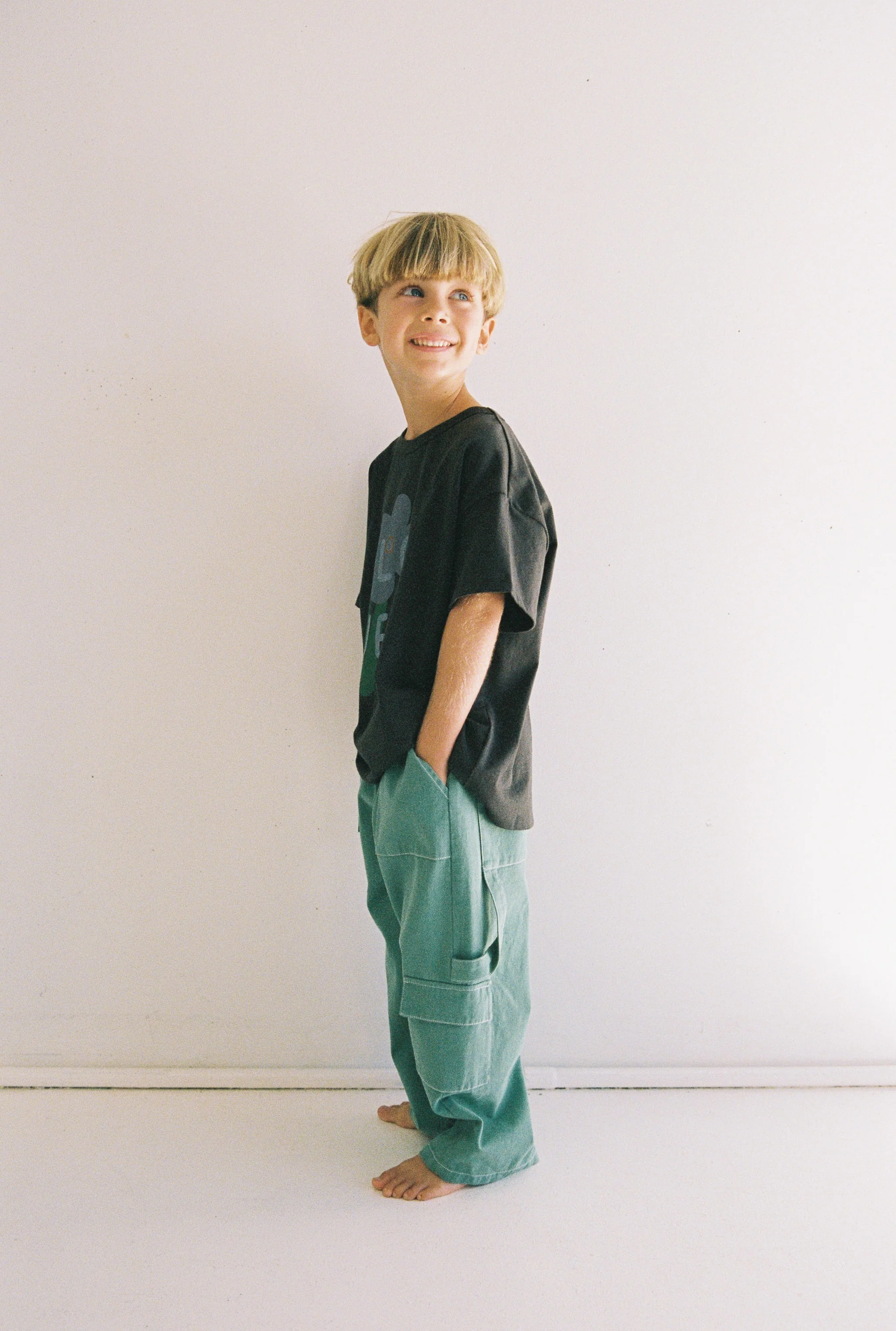 JNR Blossom Tee - Washed Black - Image 4