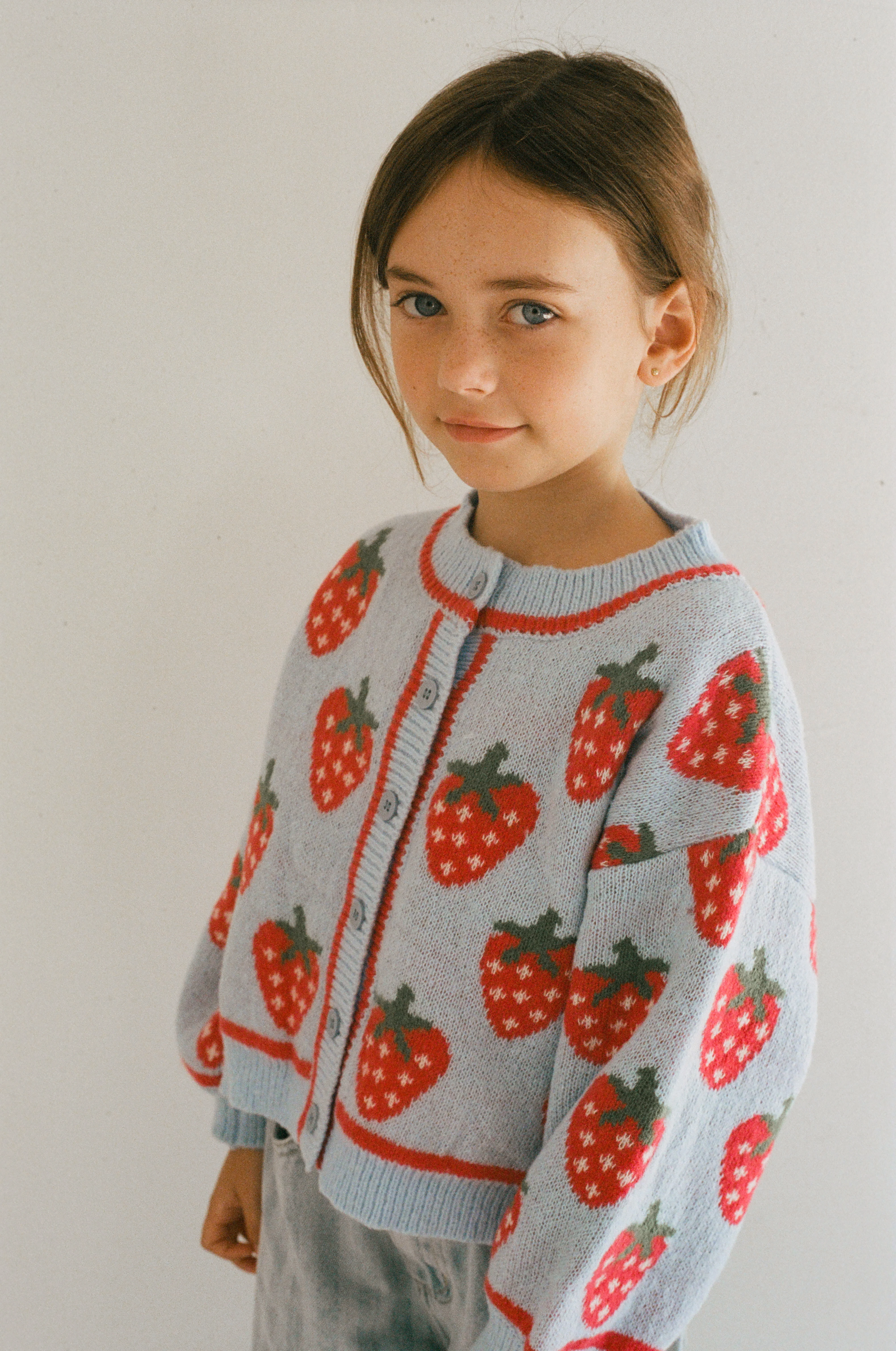 Strawberry Sky Knit Cardigan - Image 4